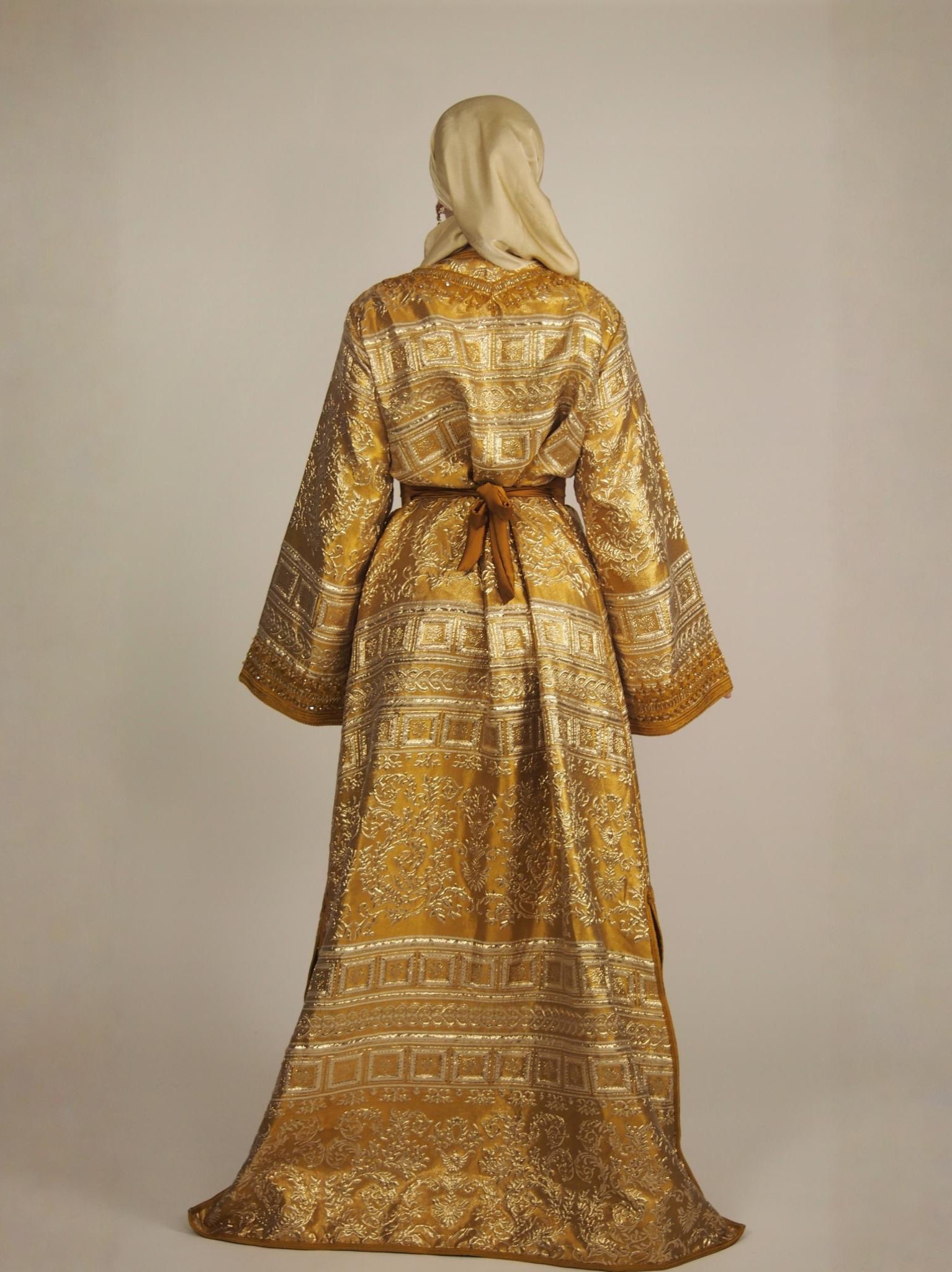Caftan Brocard Shams — Dorée Sfifa & Aakad – Image 2