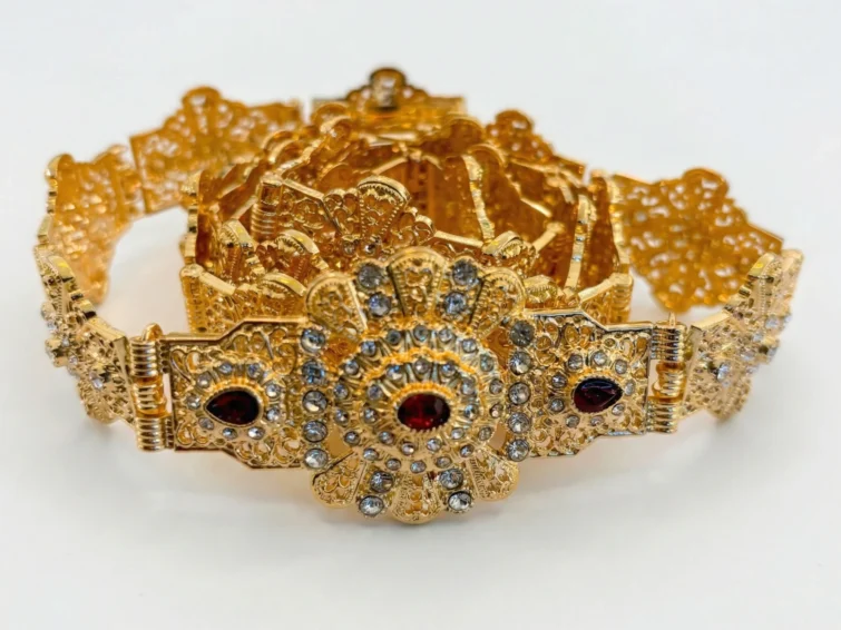 Ceinture Mdamma Filigrane Ovale — Perle Rouge